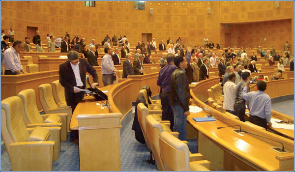 Tunisie: Adoption du projet de décret-loi portant organisation des partis politiques