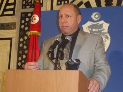 مسلحان يسطوان على بنك في المهدية و 20 ألف عون في مراكز الاقتراع يوم الانتخابات