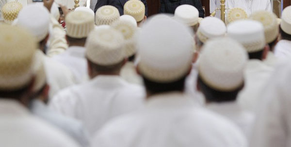 من يقف وراء الاسلاموفوبيا؟