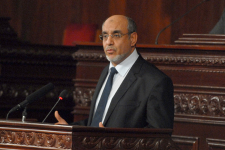 الجبالي: الاعتصامات غير المشروعة وقطع الطرق ممارسات تهدد مكاسب البلاد والثورة وليس حكومة النهضة أو الترويكا