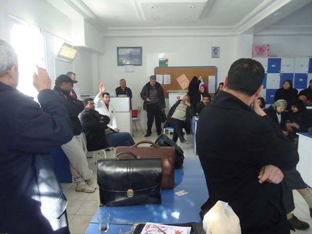 Grève d'une demi-journée des professeurs après l'agression de leur collègue au lycée de Hammam-Sousse