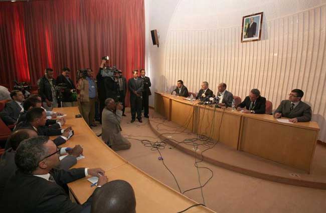 المرزوقي يدعو إلى تجاوز ''المناخ النفسي'' بشأن قضية الصحراء