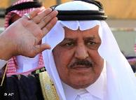 السعوديون يبايعون الأمير نايف وليًّا للعهد