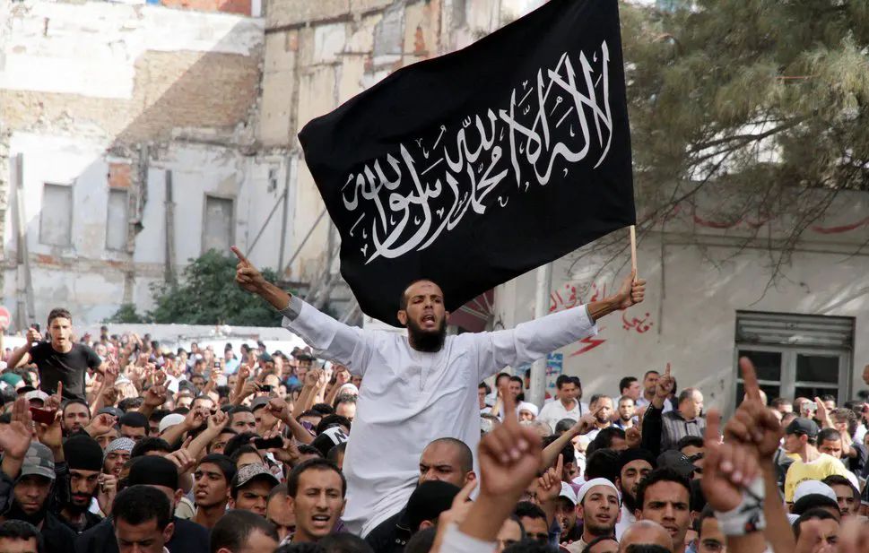 انصار حزب التحرير يطالبون بتطبيق الشريعة في تونس