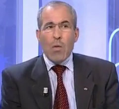 صفحات الفايسبوك للعكرمي : لو قلت للراحل مختار اليحياوي أنك استقلت بسبب الفساد لضحك ساخرا