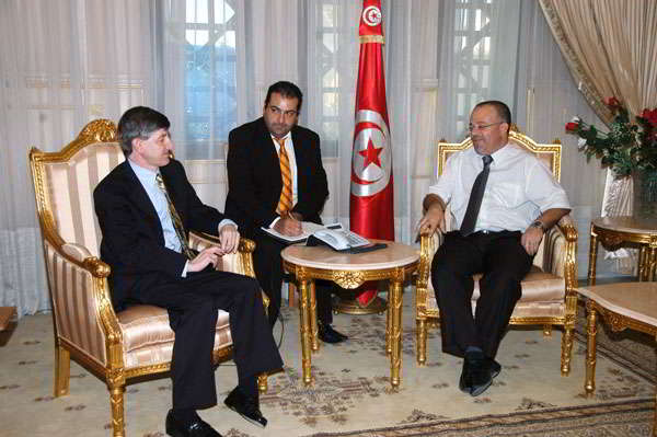 L'ambassadeur des USA à Tunis: ''Nous encourageons les Tunisiens à continuer sur la voie de la démocratie''