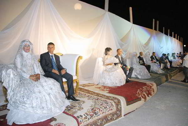 لأول مرة في تونس زواج جماعي على المباشر
