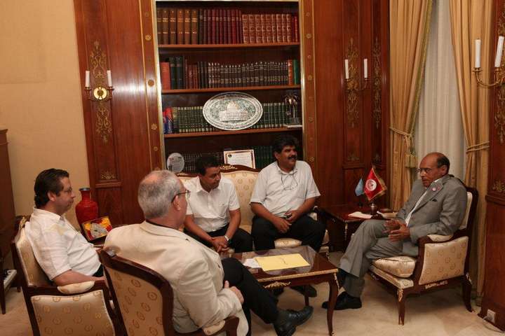 Marzouki rencontre des secrétaires généraux de partis politiques et des présidents de groupes parlementaires