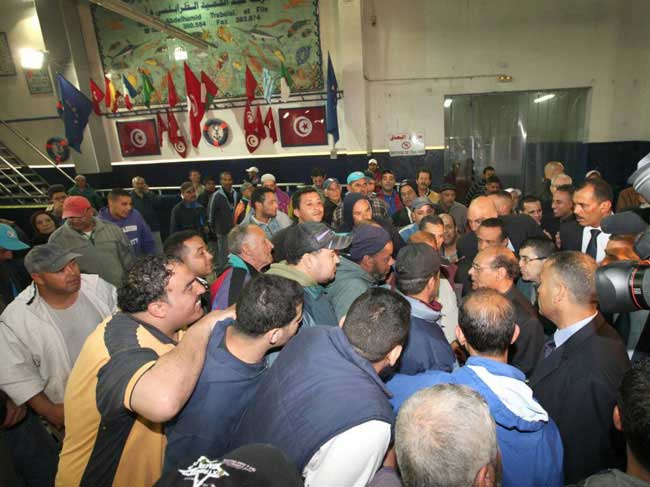 Visite inopinée du Président Marzouki au marché de gros de Bir El Kassaa