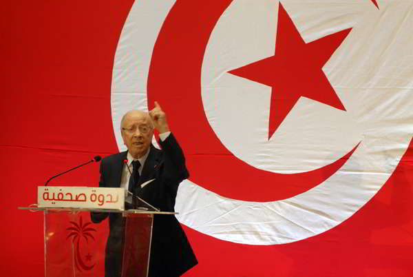 السبسي : حكومة الترويكا انتهى أمرها ووصلت إلى طريق مسدود