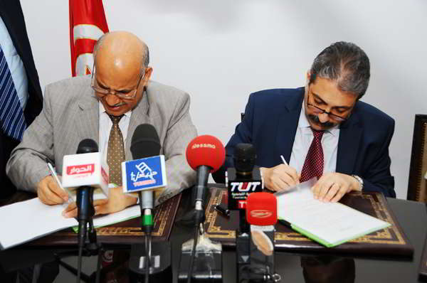 Tunisie: Signature d'un accord salarial au profit de 10 mille employés