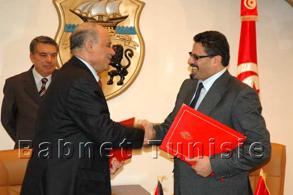 توقيع مذكرة تفاهم بشأن تبادل قطعتي أرض بين تونس و فلسطين
