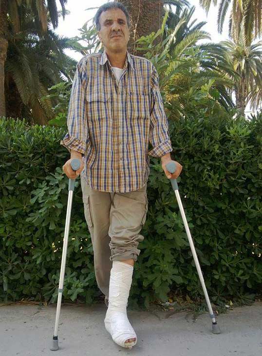 بعد تجاهل النقابة ,الصحفيون يتضامنون مع عميد المصورين الصحفين
