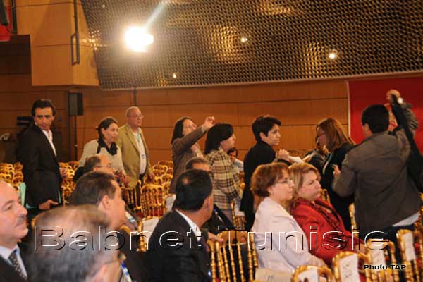 مريم منور: فئة من الأمنيين المرتبطين بالنظام السابق وراء إدخال السلاح للقضاء على الثورة