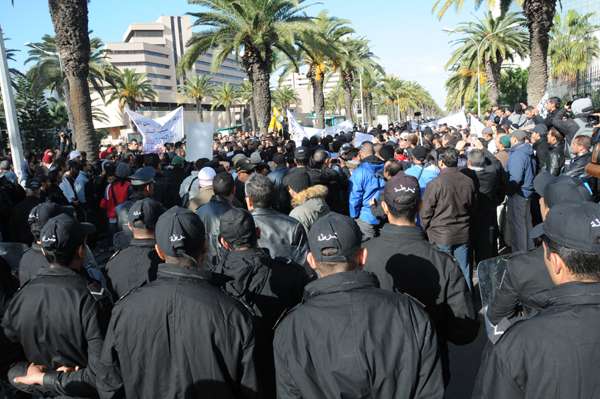 Marche pacifique à Tunis pour revendiquer l'assainissement de l'UGTT