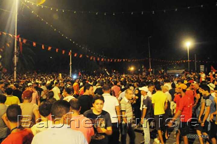باردو:أجواء تحتفالية احتفالا بالشرعية