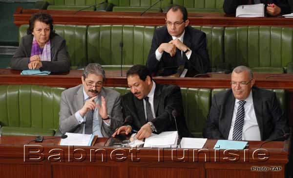 Le ministre de l'Intérieur appelle à l'adoption d'une loi qui protège les policiers