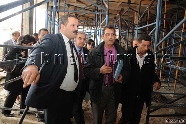 Avancement des travaux du nouveau bâtiment des urgences à l'hôpital Charles Nicolle