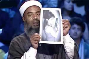 خميس الماجري: لينا بن مهني تحمل السلاح ولا تحاكم فهل رأيتم سلفي يحمل الأسلحة؟