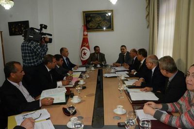 Réunion ministérielle sur les préparatifs pour la saison touristique 2013