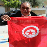 اذاعة جوهرة أف أم توزع أكثر من 1000 علم تونسي في تظاهرة ''فوق كل دار درابو'' بمناسبة عيد الشهداء