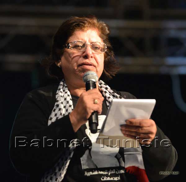 FSM-2013-Ouverture Des voix de femmes appellent depuis Tunis à l'édification d'un monde nouveau juste et libre