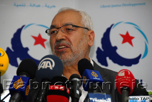 الغنوشي يدعو السبسي والمرزوقي إلى قبول نتئاج الانتخابات بصدر رحب