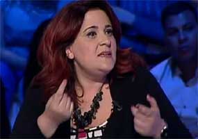 هالة الذوادي لمنار الاسكندراني: كنا نعاني بن علي واليوم أصبح لدينا عدة رؤوس خامجة