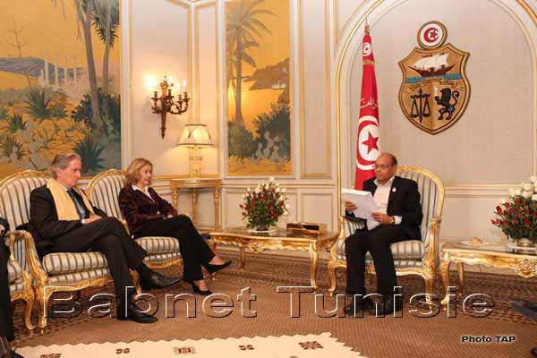 Tunisie: Marzouki reçoit un message « d'amitié et de soutien » du président François Hollande