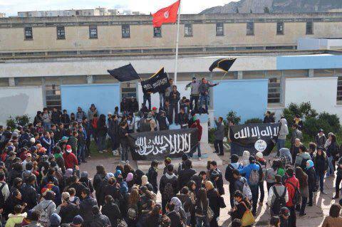 وزير التربية يتخذ إجراءات ضدما حصل في معهد الإمام مسلم