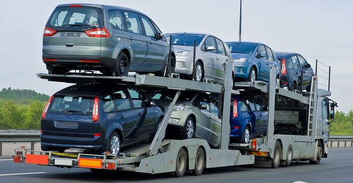 Des nouvelles dispositions pour l'importation des voitures et des camions ( ministère du commerce)