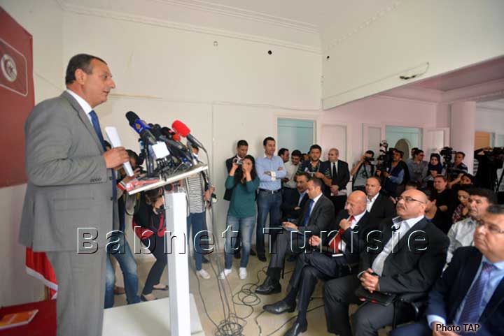 Issam Chebbi: « Les compromis du dialogue national sont de nature à hâter l'achèvement de la nouvelle Constitution »
