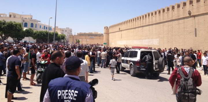 مصادر بالقيروان وحي التضامن: من يقف وراء الشغب أطراف غير سلفية بل مندسون