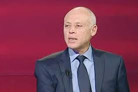 قيس سعيد: من حقنا أن نسترجع أموالنا المنهوبة من رجال الأعمال الفاسدين فهم يريدون التحول من جلاد الى ضحية