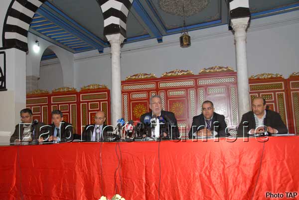 كمال الجندوبي: قانون هيكلة هيئة الانتخابات لا يبشر بالاستقلالية والشفافية