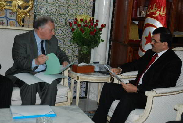 Tunisie: Incidents du 4 décembre 2012: Le chef du gouvernement appelle à ''éviter les surenchères politiques et médiatiques''