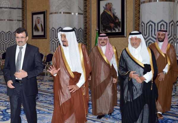 علي لعريض يشيد بعلاقاتت تونس مع المملكة السعودية