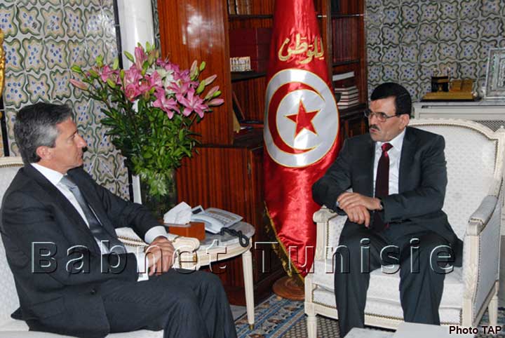 Tunisie-Portugal Ali Larayedh reçoit l'ambassadeur du Portugal à Tunis