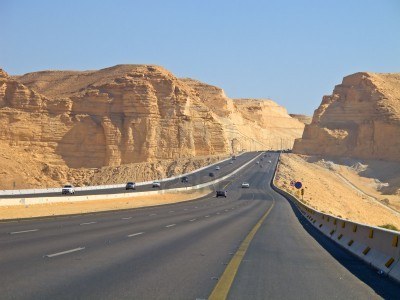 قريبا انطلاق انجاز الطريق السيارة مدنين- راس جدير