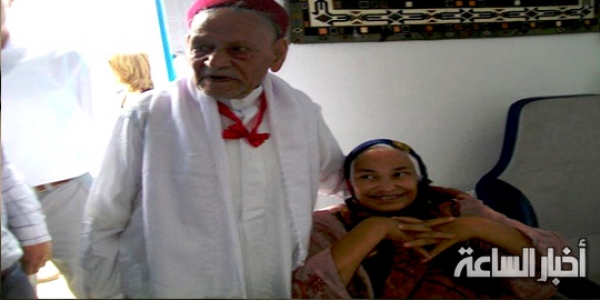 يحدث في تونس: وزيرة المرأة تشرف على تزويج مسنين في الثمانين من العمر