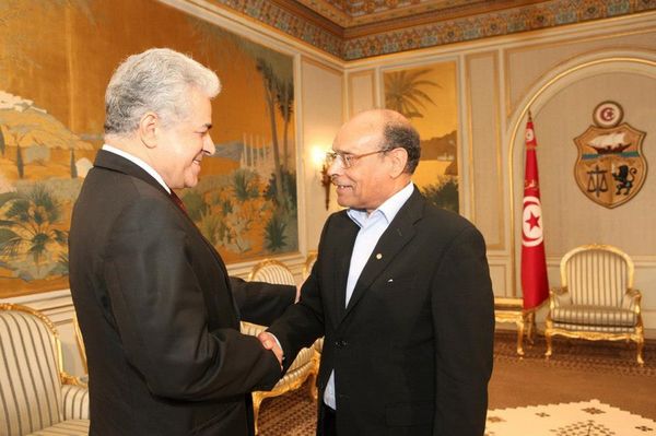 رغم التهجم عليه ووصفه بالكاذب المرزوقي يستقبل حمدين صباحي