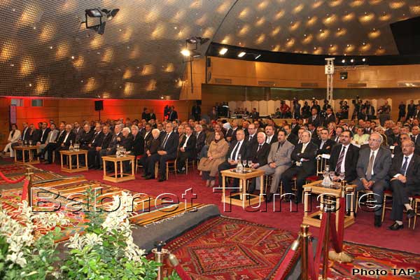 « Nous sommes témoins d'un suicide lent et la situation ne doit pas continuer » (Marzouki)