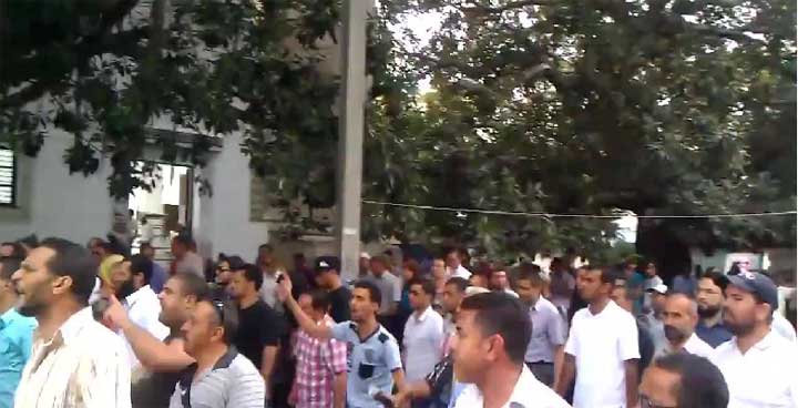 مسيرة في اتجاه السفارة المصرية بتونس رفضا للانقلاب على مرسي