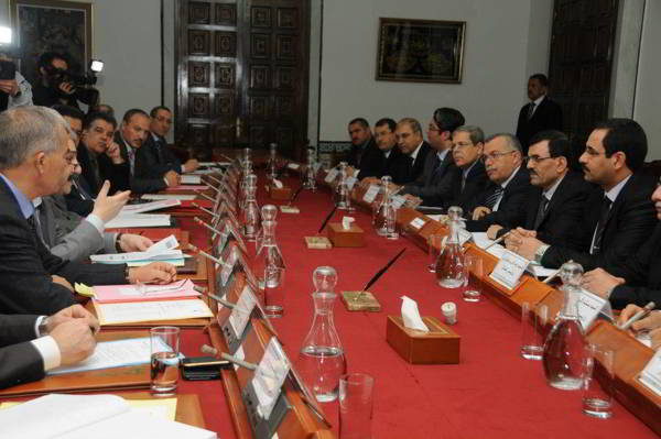 رئيس الحكومة يشرف على متابعة الاستعداد للمنتدى الاجتماعي العالمي