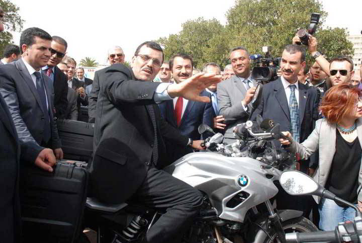 زعماء المعارضة التركية يتهم حكومة أردوغان بتقديم مساعدات أمنية لتونس لقمع المتظاهرين