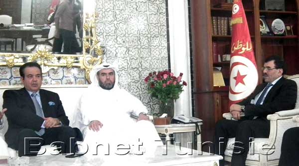 وفد جمعية قطر الخيرية يختتم زيارته بتونس بعد توقيع اتفاقية شراكة مع بنك الزيتونة