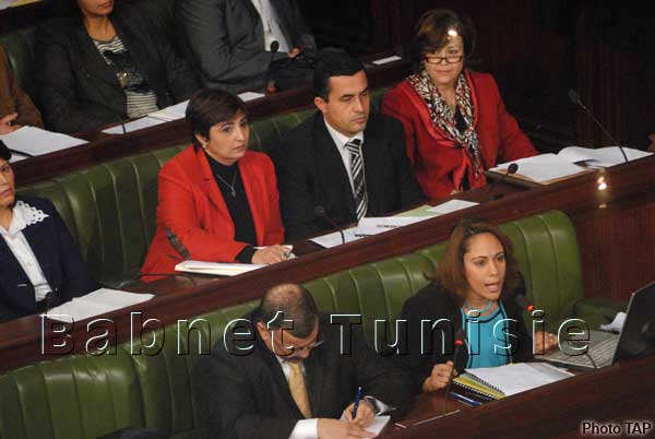 Sihem Badi présente devant l'ANC sa stratégie pour l'enfance, la famille et la promotion de la femme