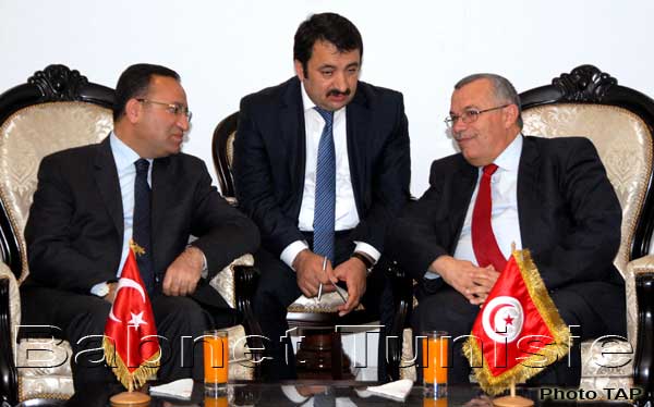 Arrivée à Tunis du vice-premier ministre turc