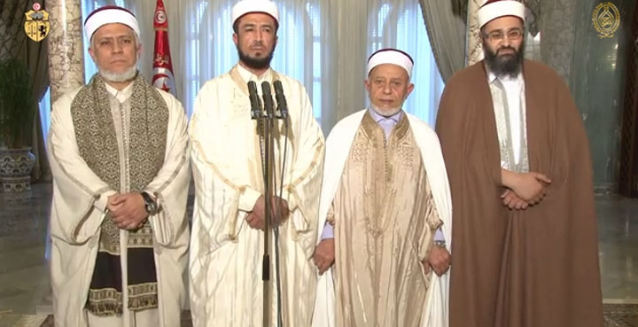 رئيس الجمهورية يلتقي بوفد من الأئمة والمشائخ