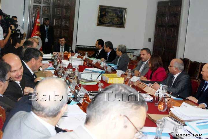 مجلس الوزراء يقرر تعويضات للشهداء والجرحى من الأمنيين والعسكريين ضحايا عمليات مقاومة الارهاب